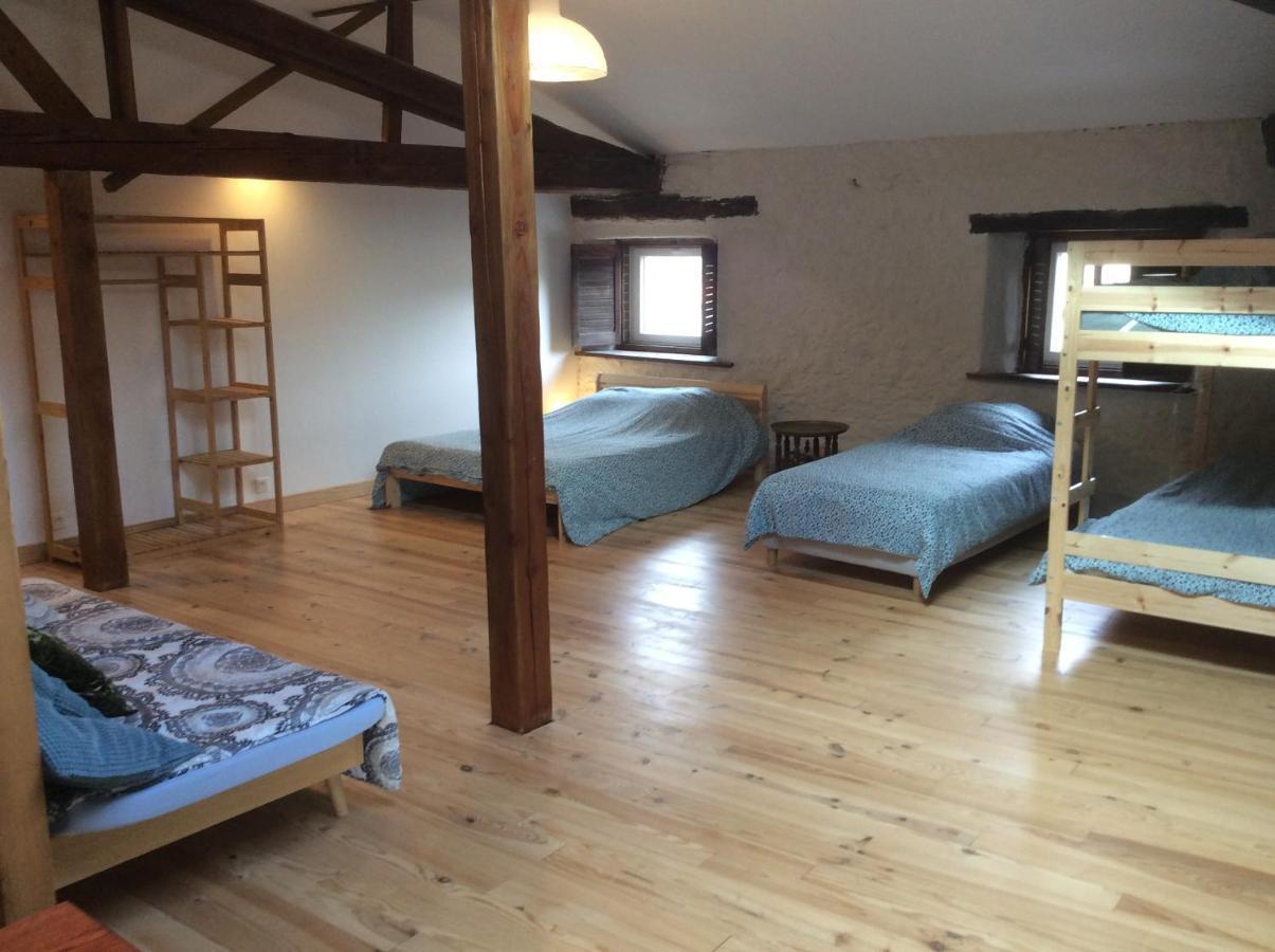 Sejour Chez L'Habitant Homestay Fougax-et-Barrineuf Zimmer foto
